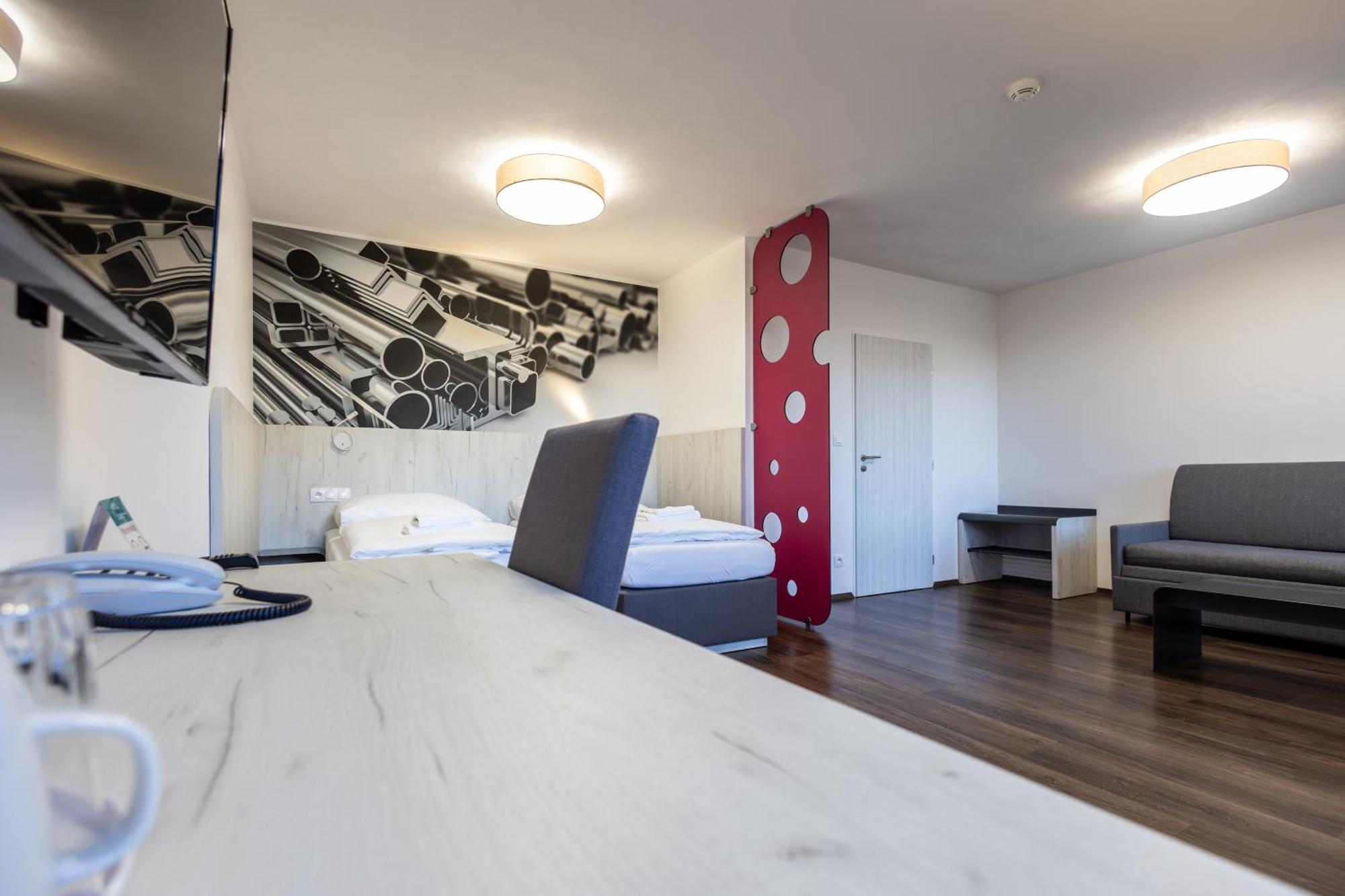 Hotel Garni Vsb Острава Екстериор снимка