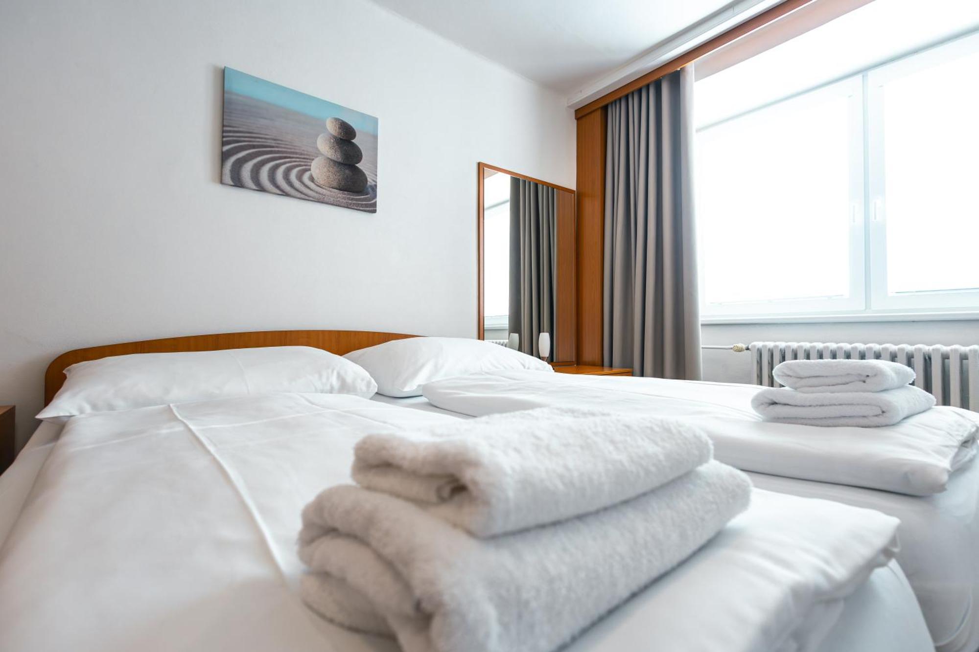 Hotel Garni Vsb Острава Екстериор снимка